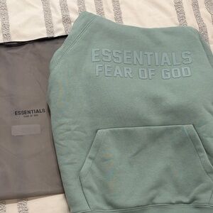 FEAR OF GOD | Essentials Hoodie | 2023 - Sycamore - XS